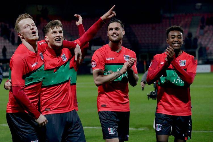 本土年轻内 本土年轻内