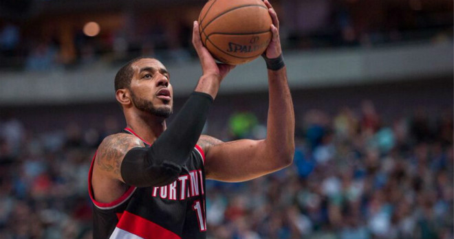 在去年凭借 在去年凭借