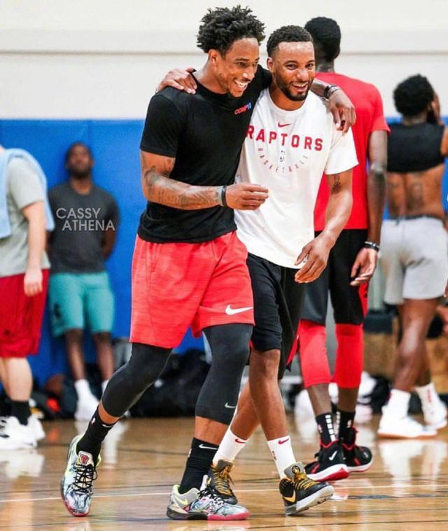 围绕角色定 围绕角色定